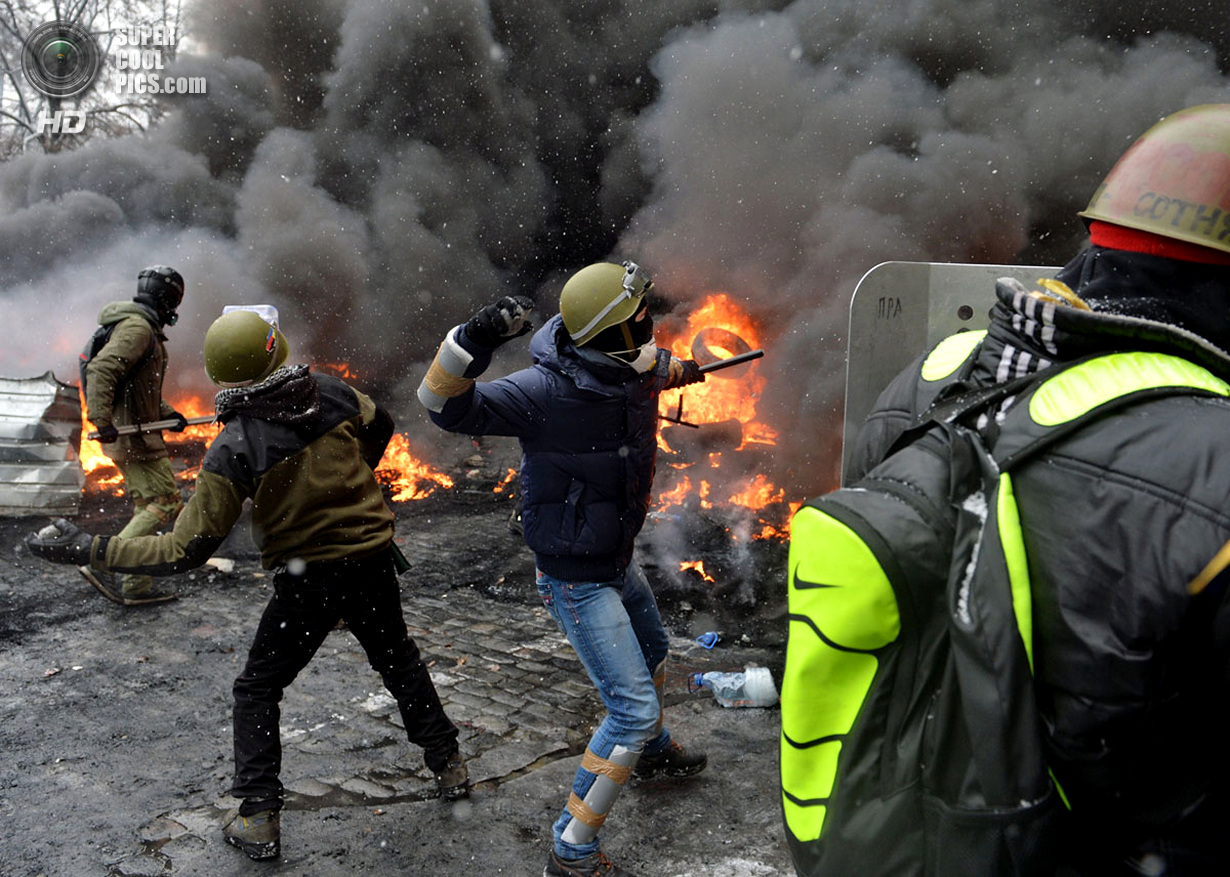 Что произошло на майдане в 2014. Евромайдан на Украине в 2014 Беркут. Евромайдан в Киеве 2013-2014.
